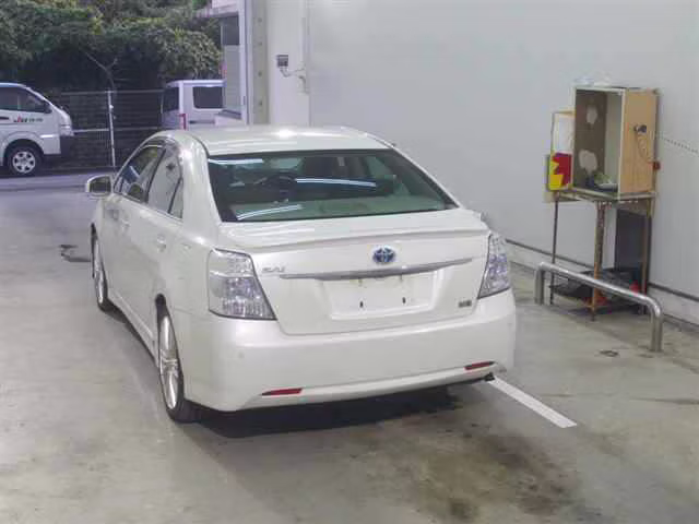 TOYOTA SAI