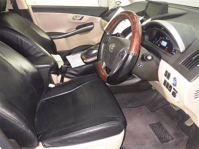 TOYOTA SAI