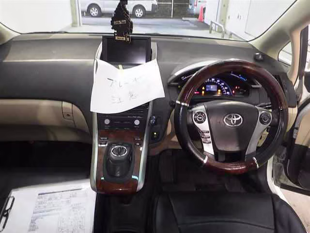 TOYOTA SAI