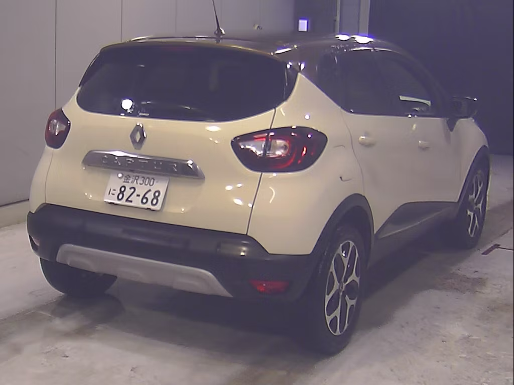 RENAULT CAPTUR
