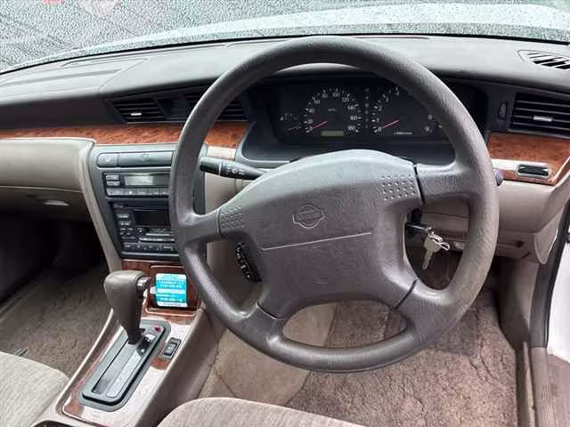 NISSAN LAUREL