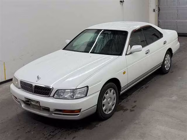 NISSAN LAUREL