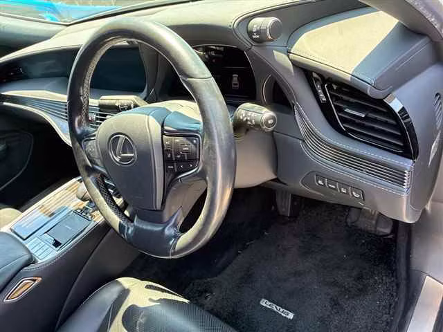 LEXUS LS500H