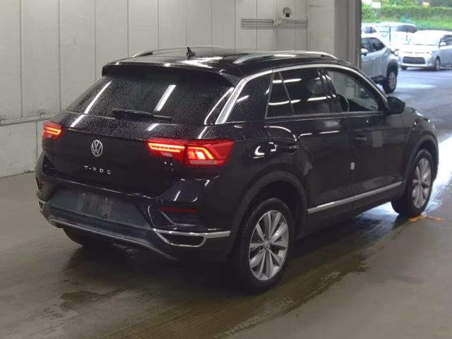 VOLKSWAGEN T-ROC