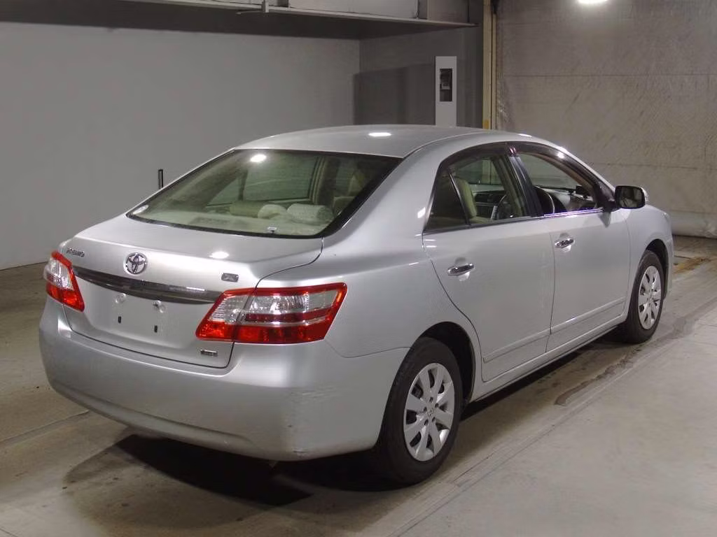 TOYOTA PREMIO