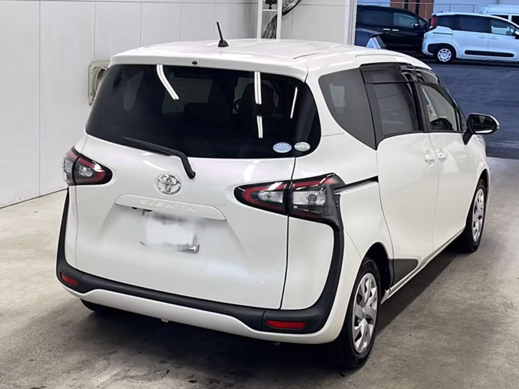 TOYOTA SIENTA