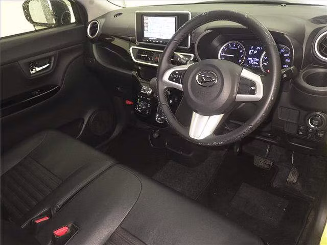 DAIHATSU CAST