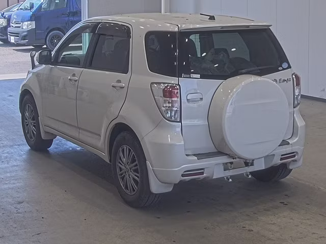 DAIHATSU BE-GO