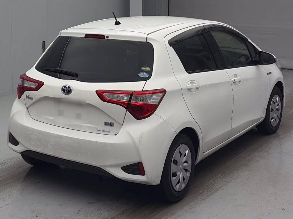 TOYOTA VITZ
