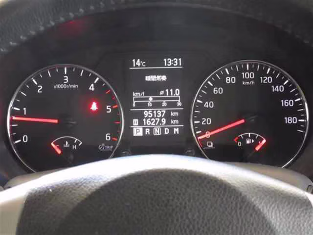 NISSAN X-TRAIL