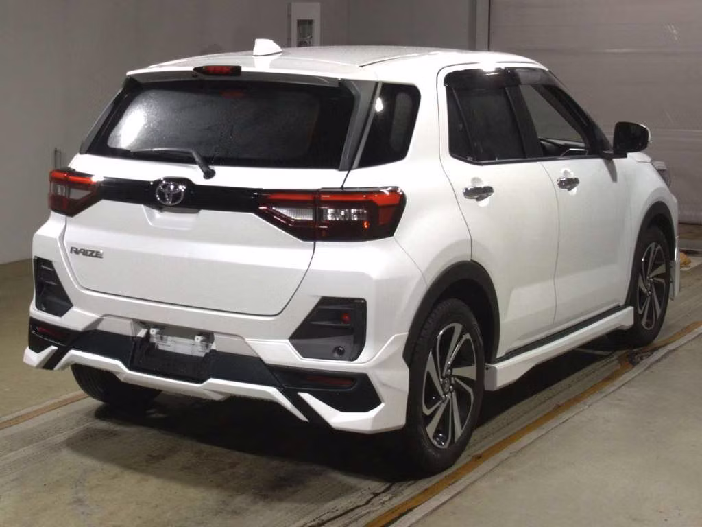 TOYOTA RAIZE