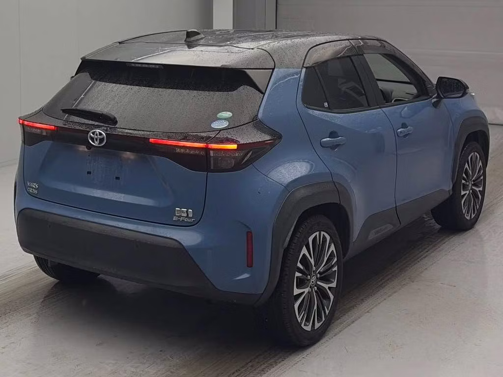 TOYOTA YARIS CROSS