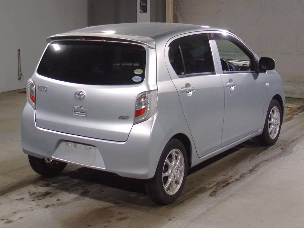 TOYOTA PIXIS EPOCH