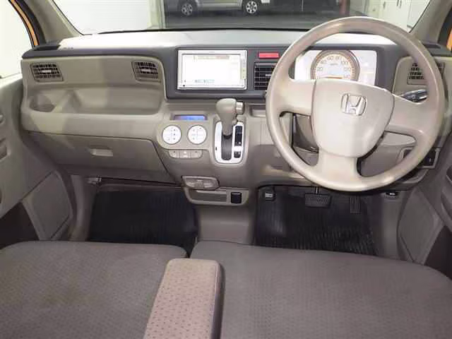 HONDA LIFE