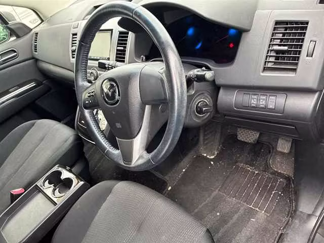 MAZDA MPV