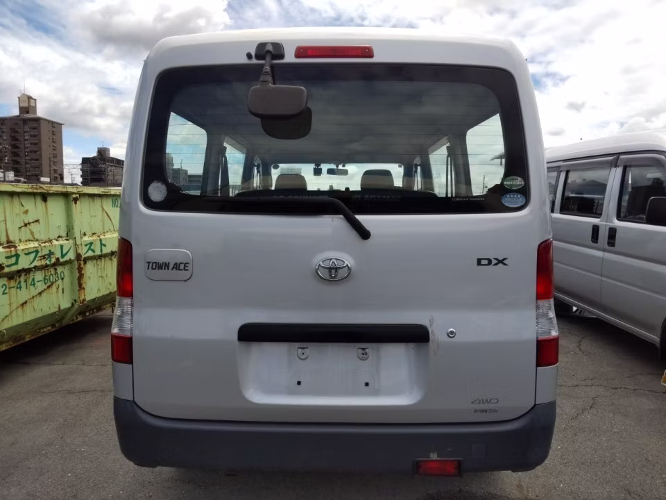 TOYOTA TOWN ACE