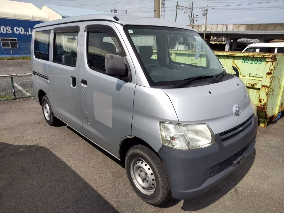 TOYOTA TOWN ACE