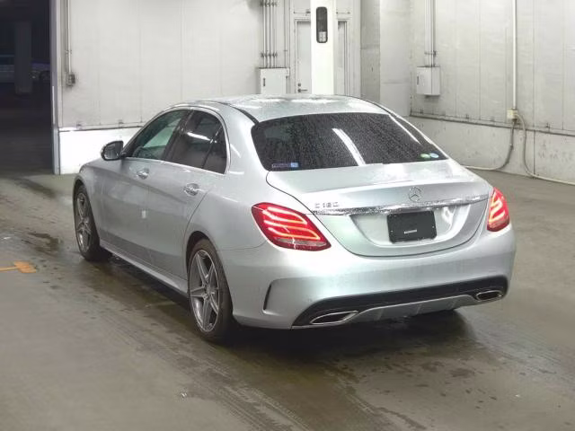 MERCEDES-BENZ C-CLASS