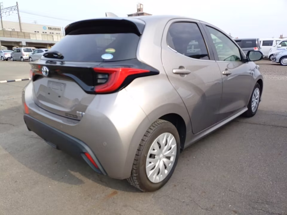TOYOTA YARIS