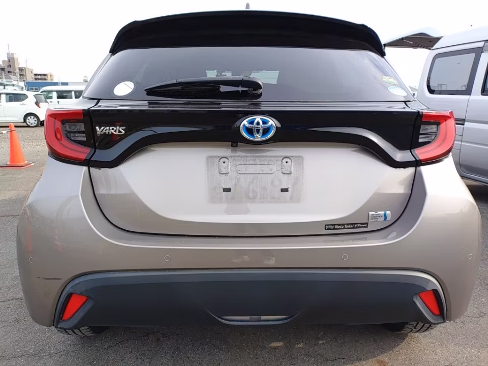 TOYOTA YARIS