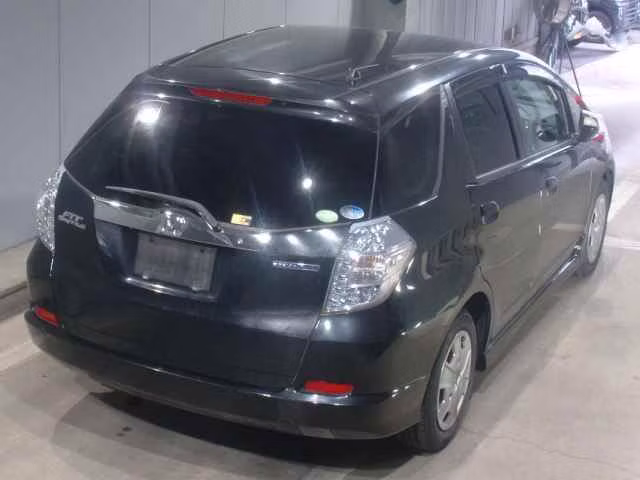 HONDA FIT SHUTTLE