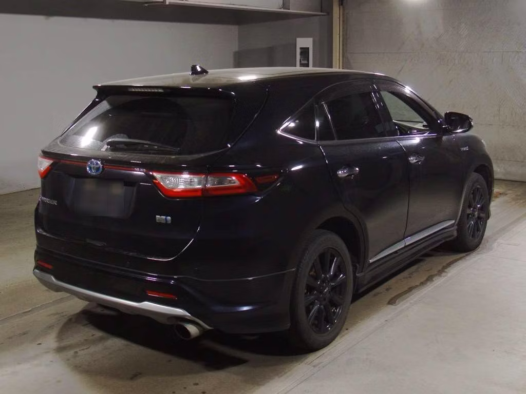 TOYOTA HARRIER