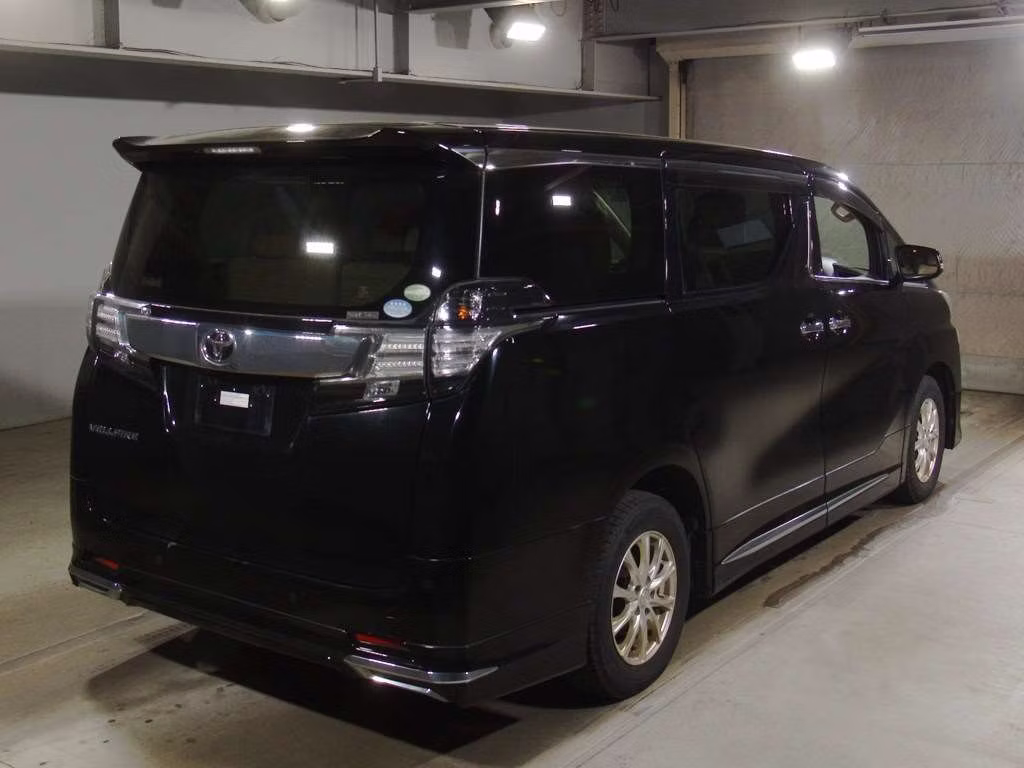 TOYOTA VELLFIRE