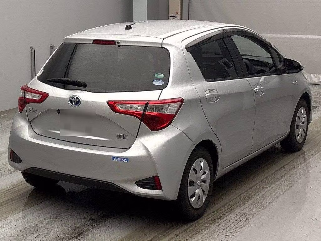 TOYOTA VITZ