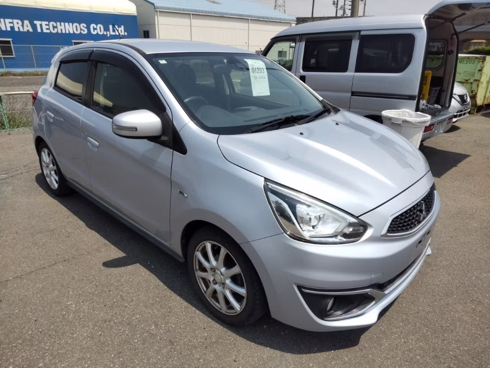 MITSUBISHI MIRAGE