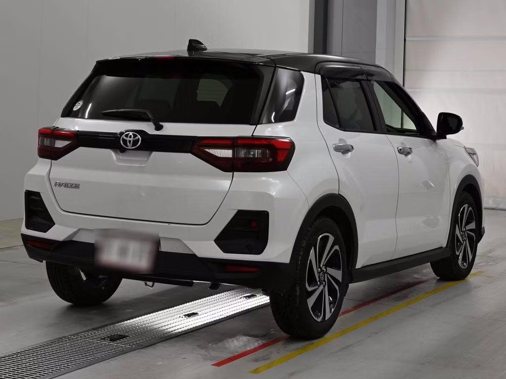 TOYOTA RAIZE