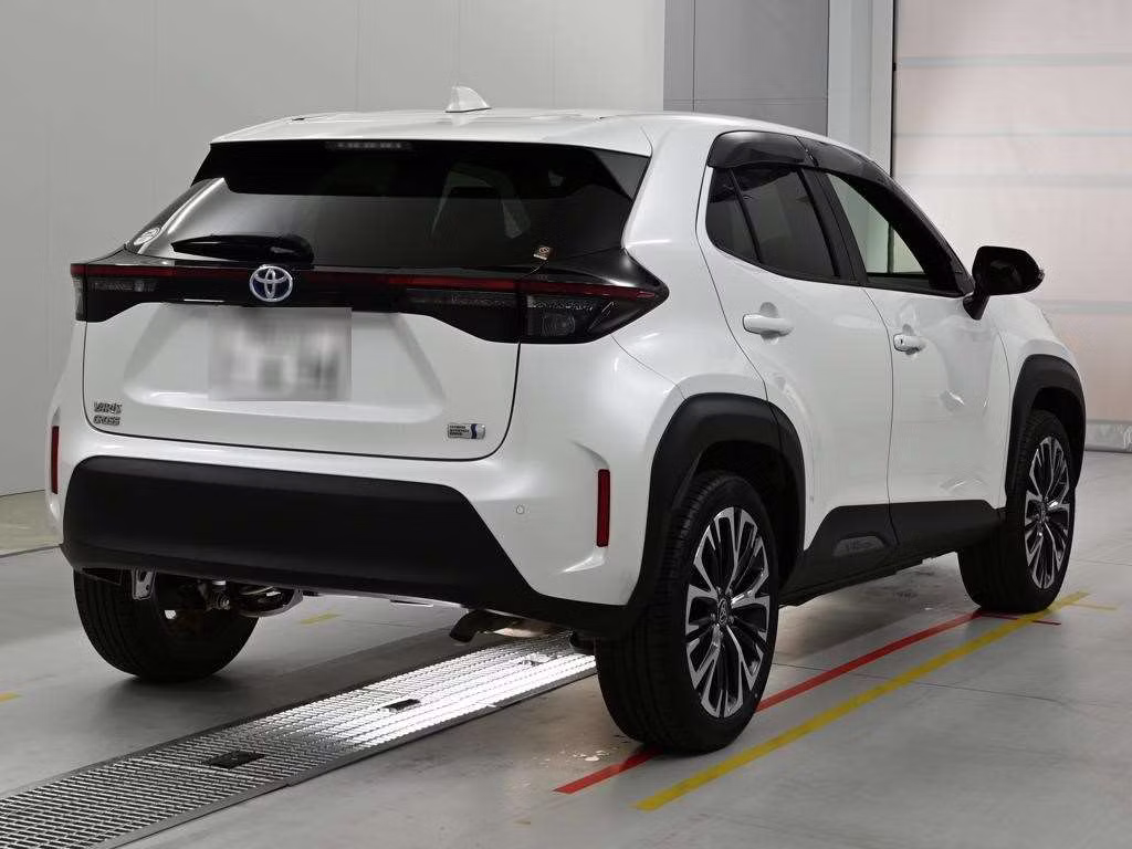 TOYOTA YARIS CROSS