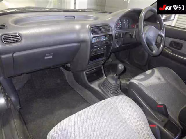 DAIHATSU CHARADE