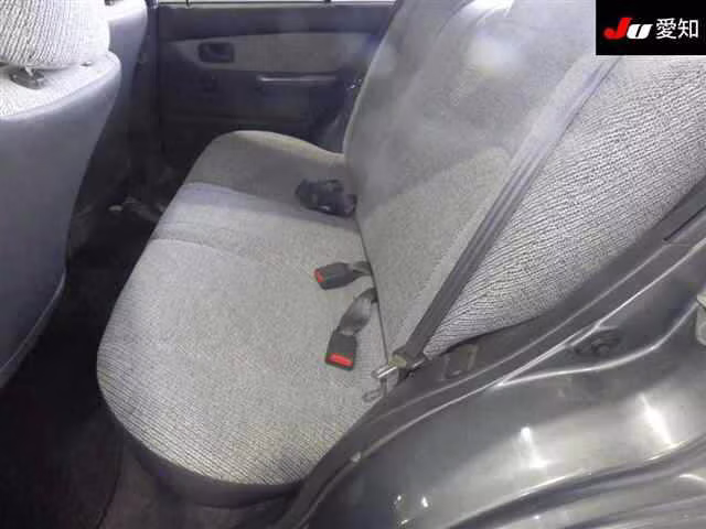 DAIHATSU CHARADE