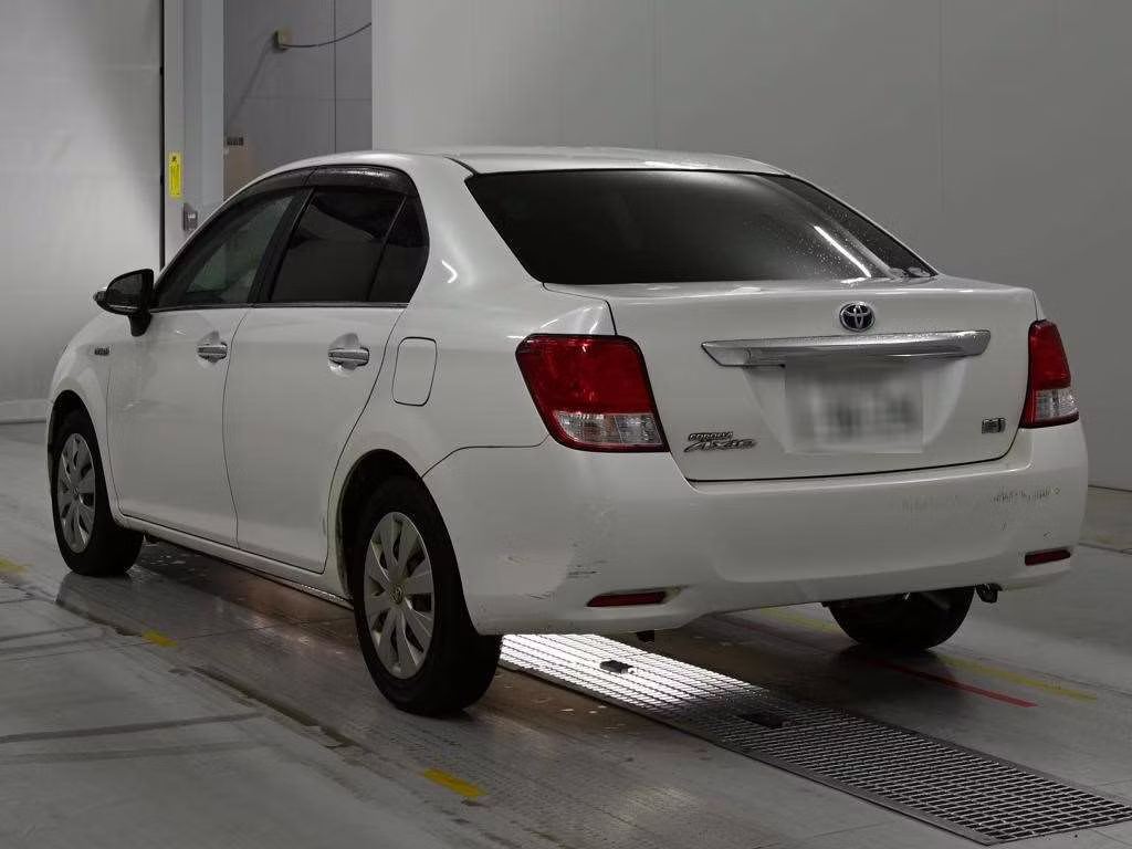 TOYOTA COROLLA AXIO