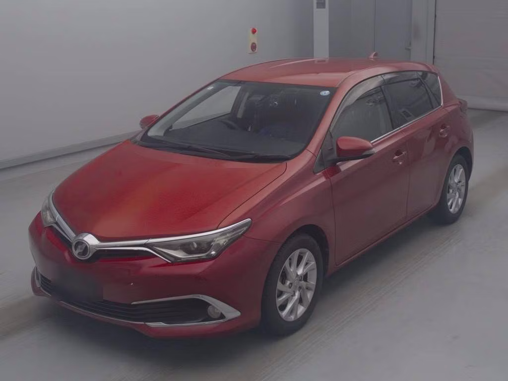 TOYOTA AURIS