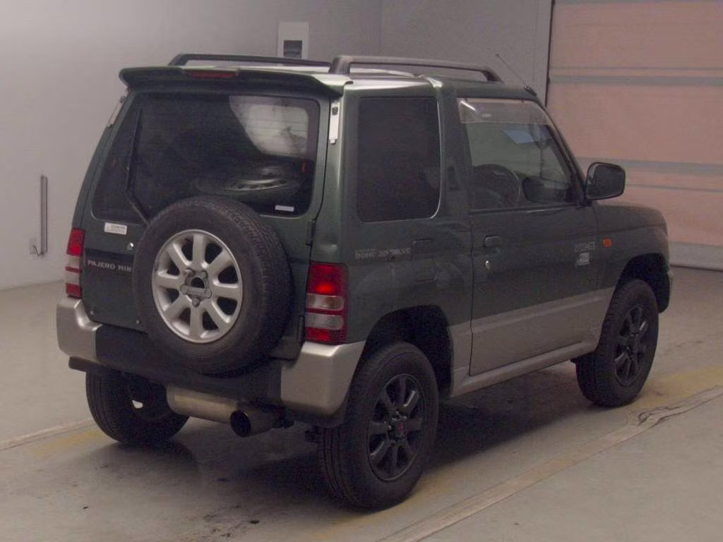 MITSUBISHI PAJERO MINI