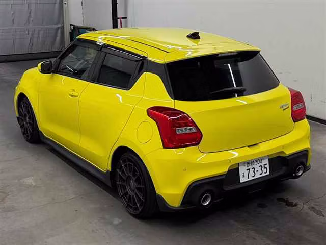 SUZUKI SWIFT