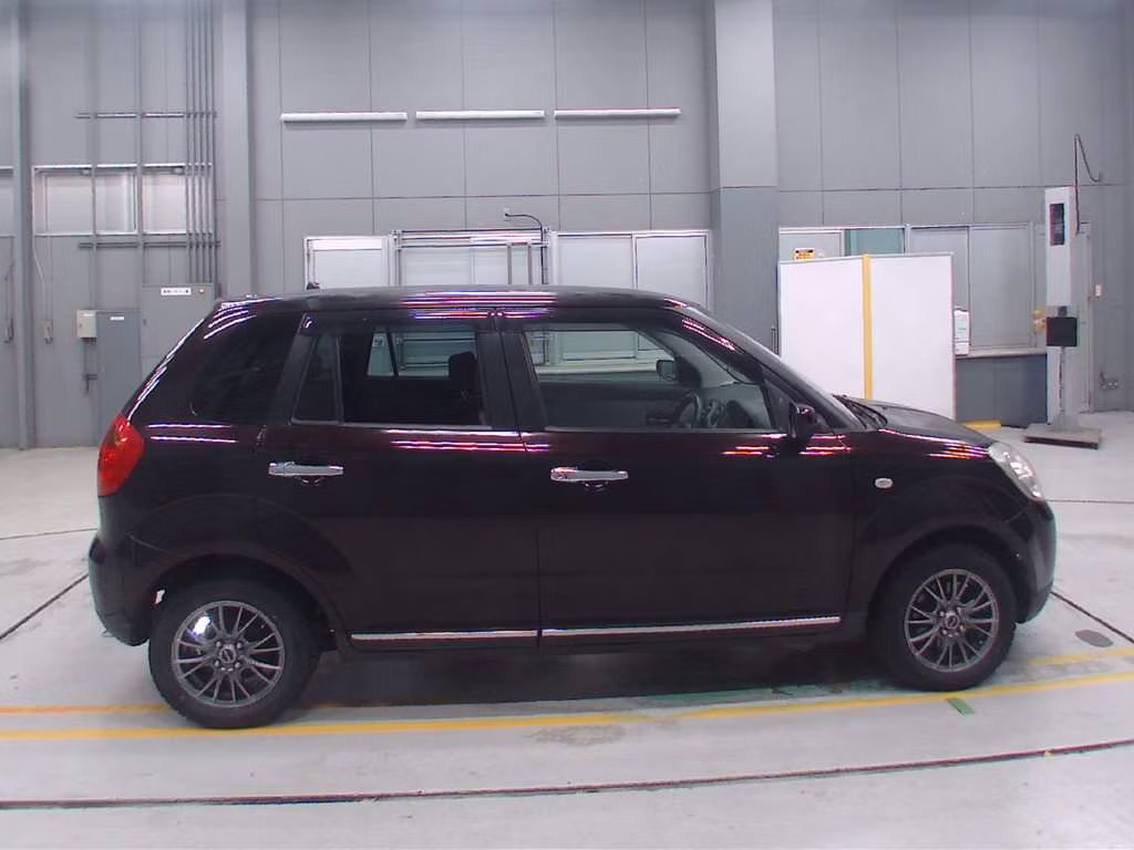 MAZDA VERISA