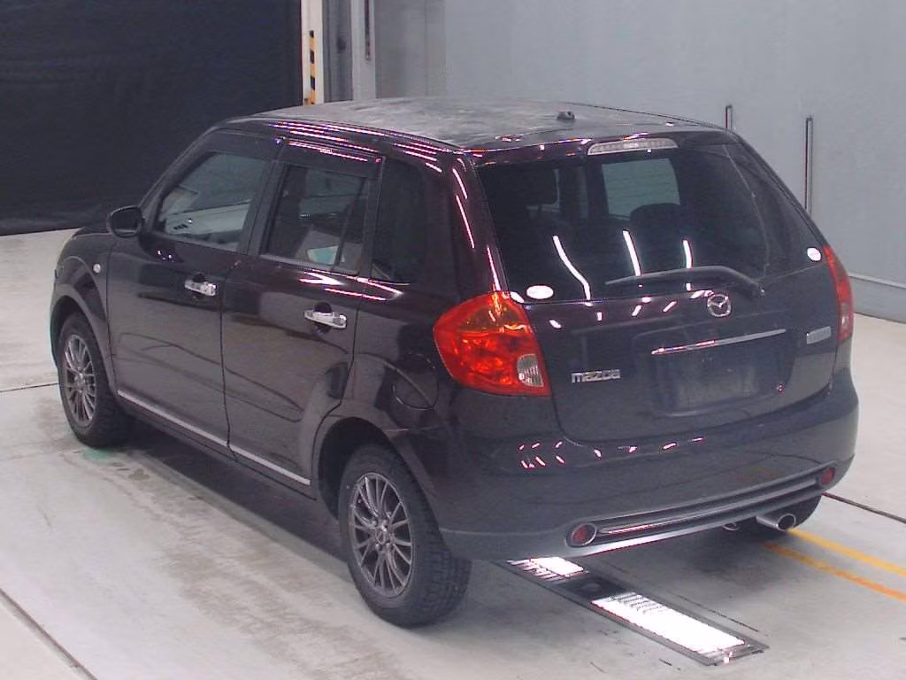MAZDA VERISA