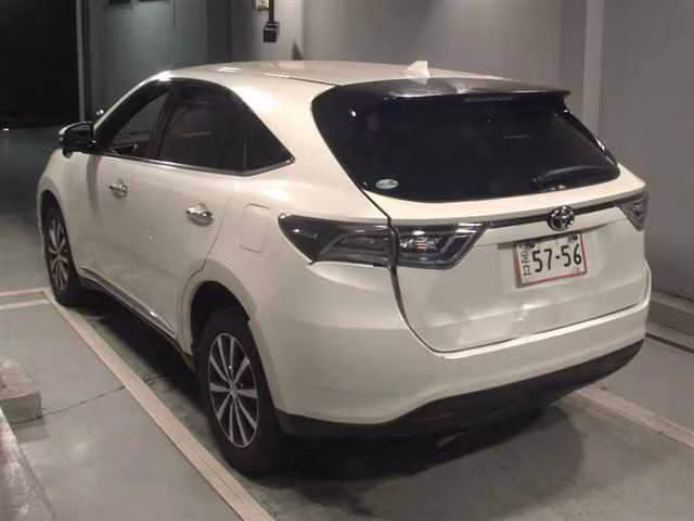 TOYOTA HARRIER