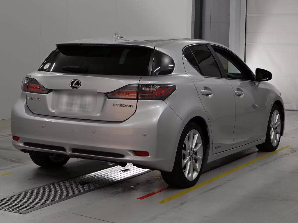 LEXUS CT200H