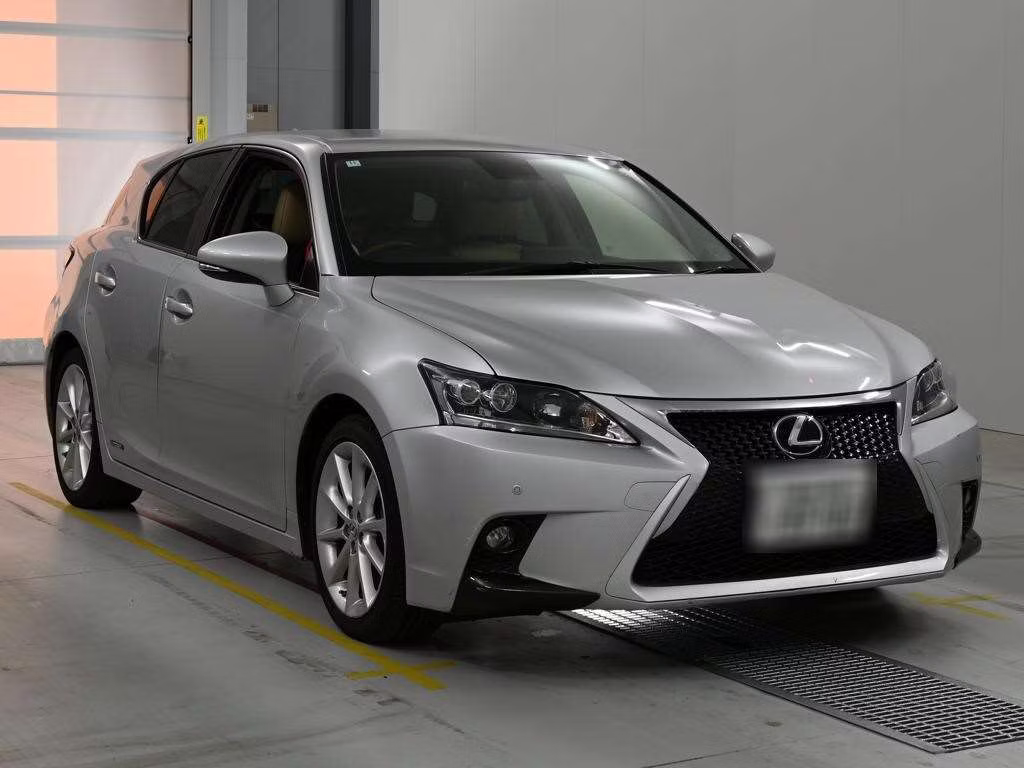 LEXUS CT200H