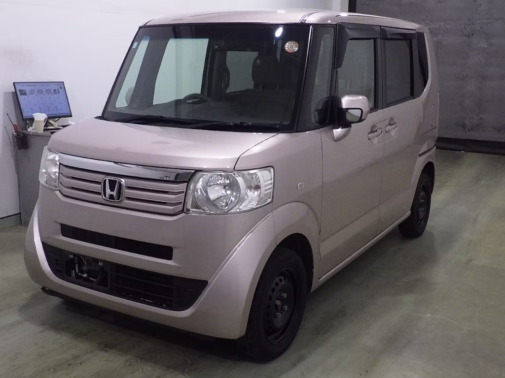 HONDA N-BOX+