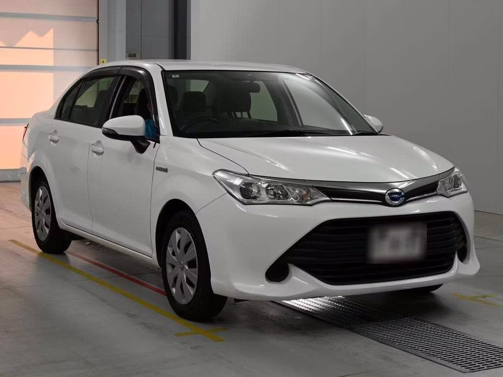 TOYOTA COROLLA AXIO