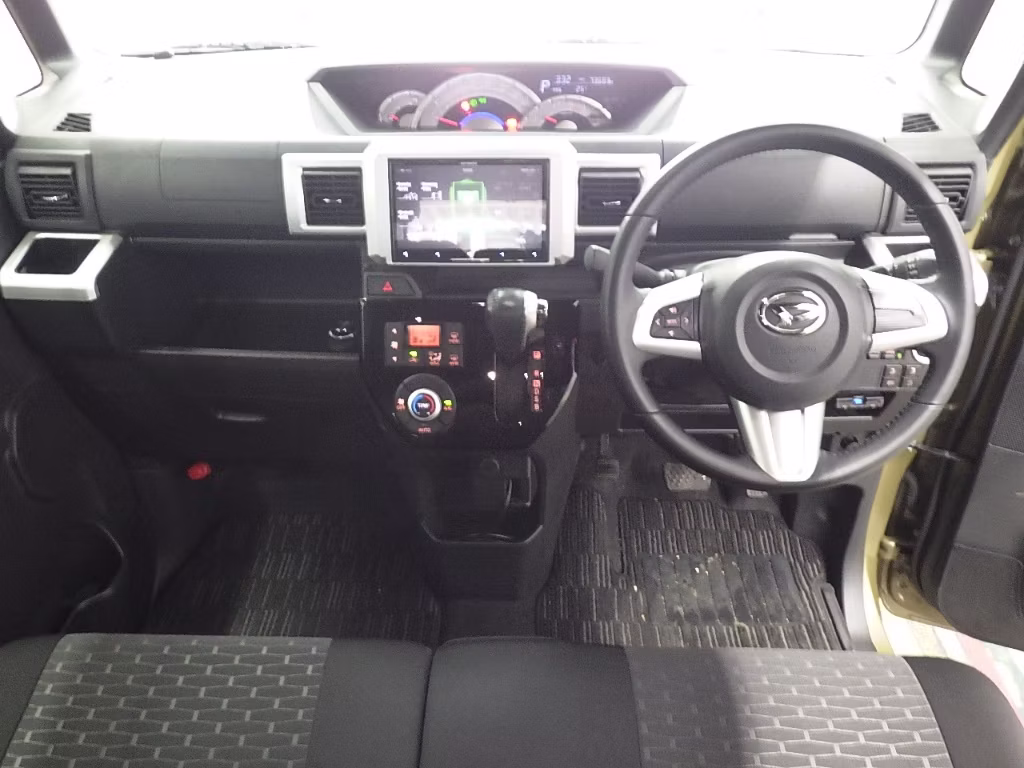 DAIHATSU WAKE