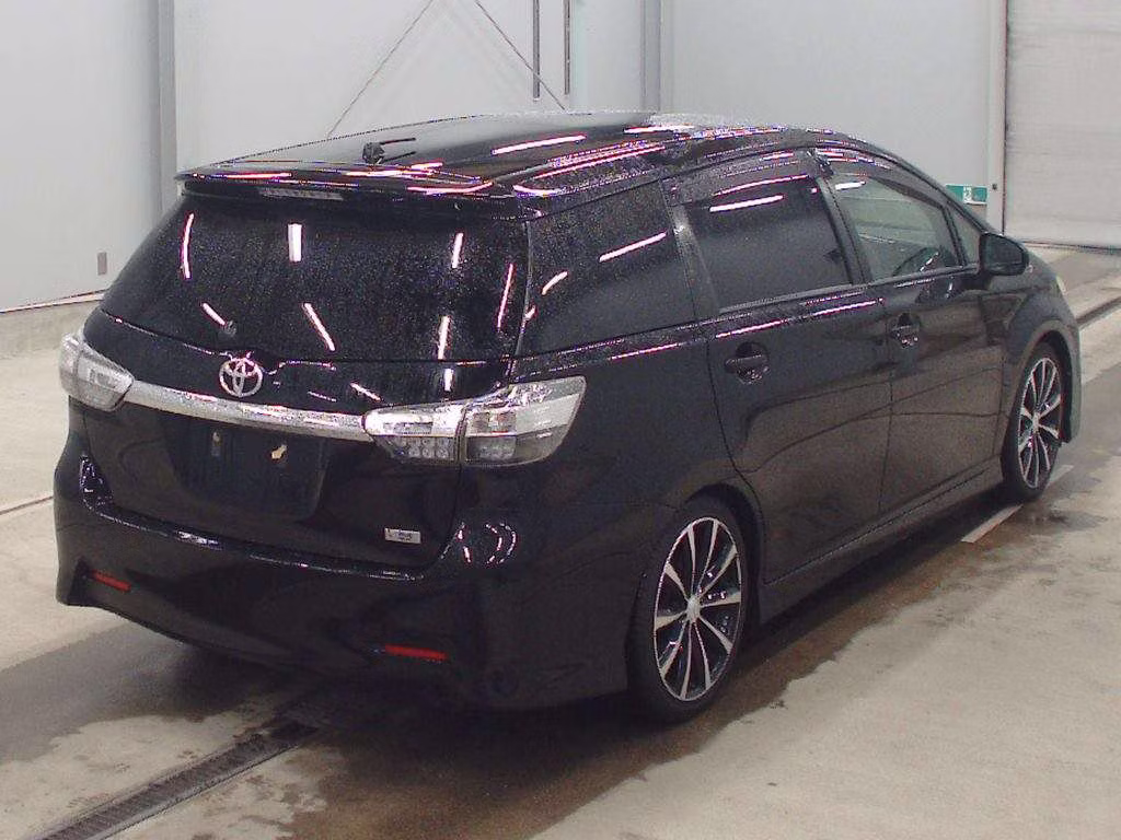 TOYOTA WISH
