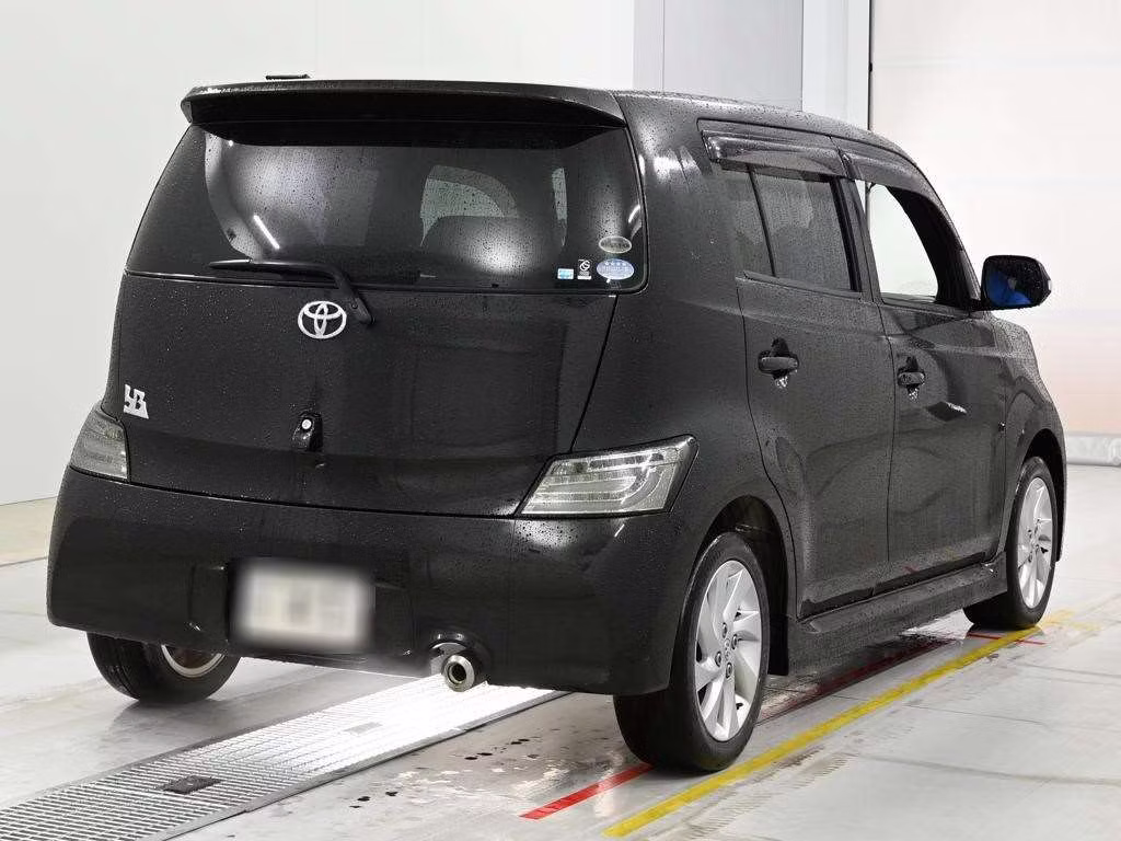 TOYOTA BB