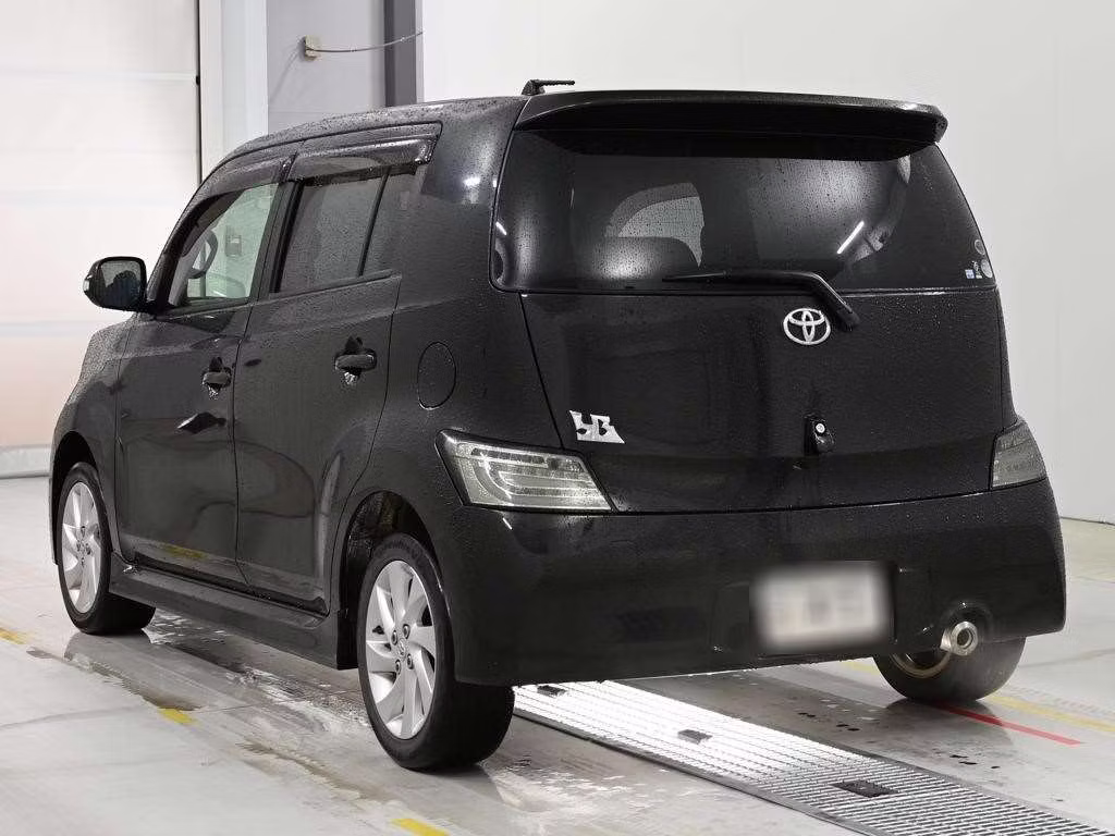 TOYOTA BB
