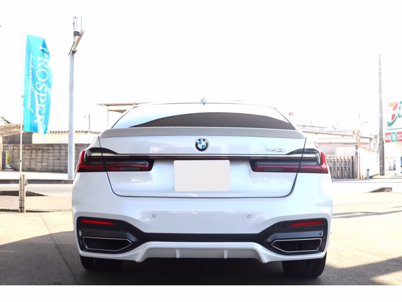 BMW 7-SERIES
