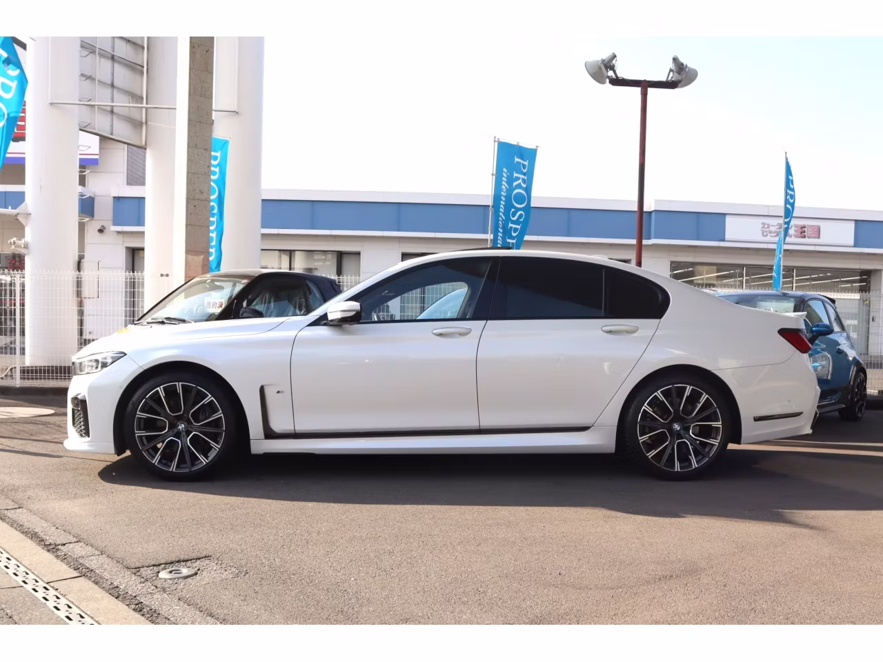 BMW 7-SERIES